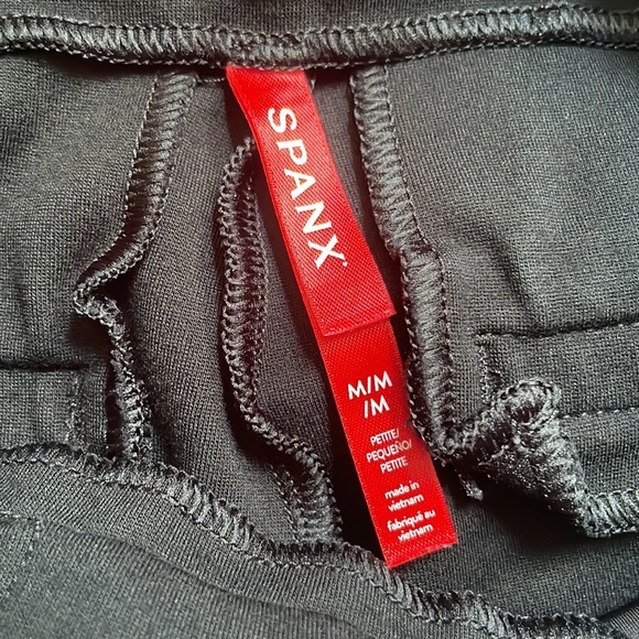 Spanx- The Perfect Pant, Slim Straight - Picture 5 of 5